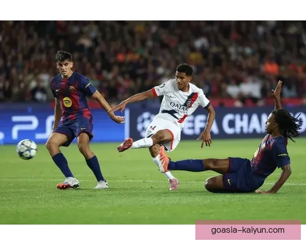 恩里克压迫体系解析：球队表现稳健，战术执行力提升